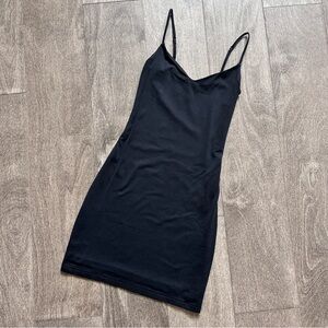 Aritzia Babaton Essential Black Spaghetti Strap Bodycon Dress